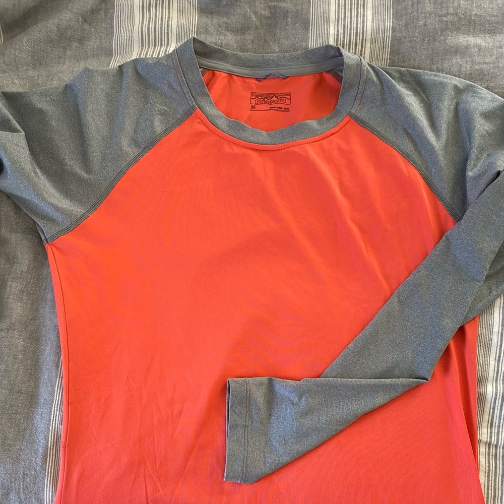 Patagona Sun Shirt - Sized Medium